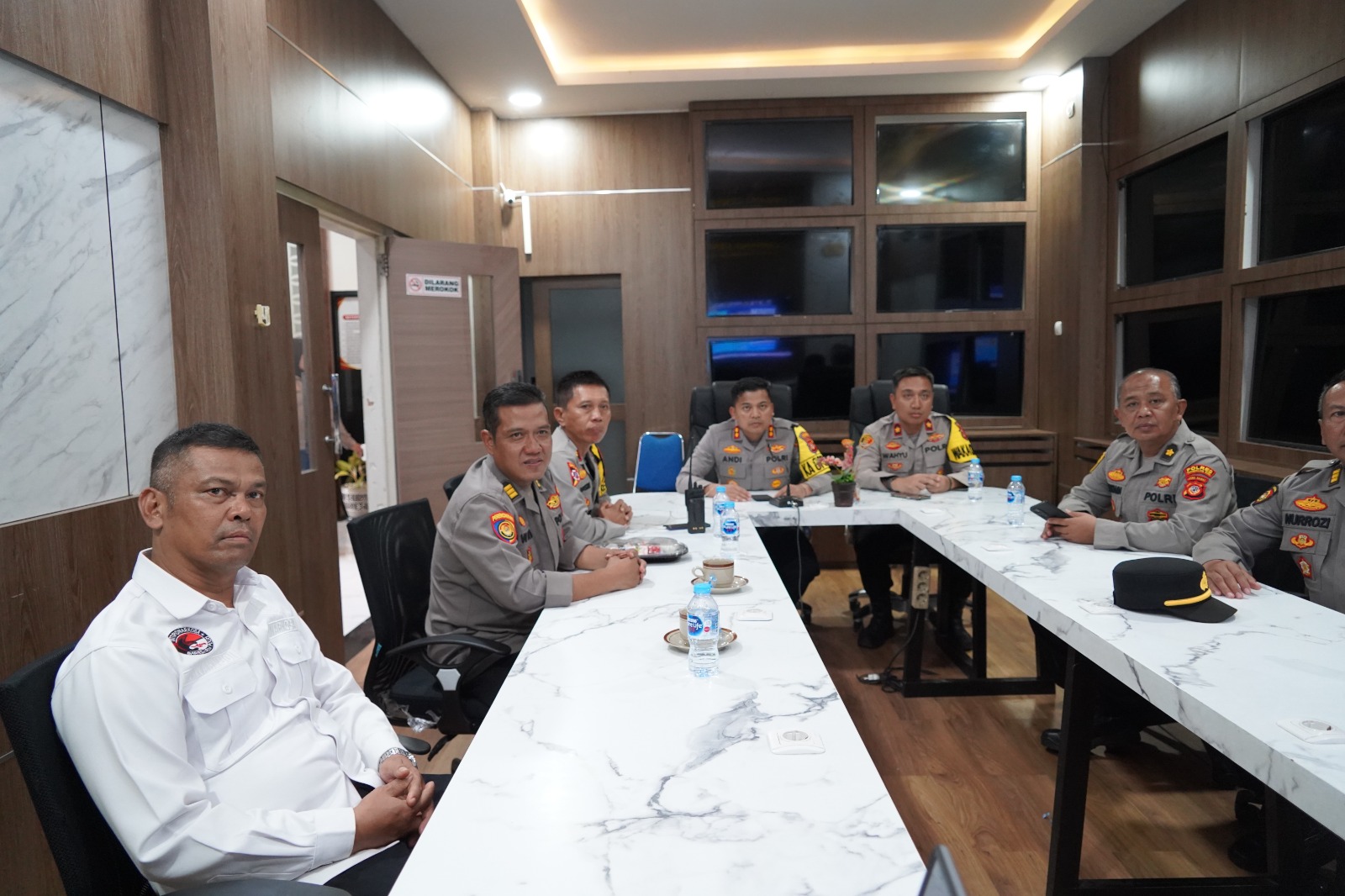 Kapolres Tasikmalaya Kota Ikuti Zoom Rapat Pimpinan, Perkuat Sinergi dan Komitmen Pelayanan Presisi
