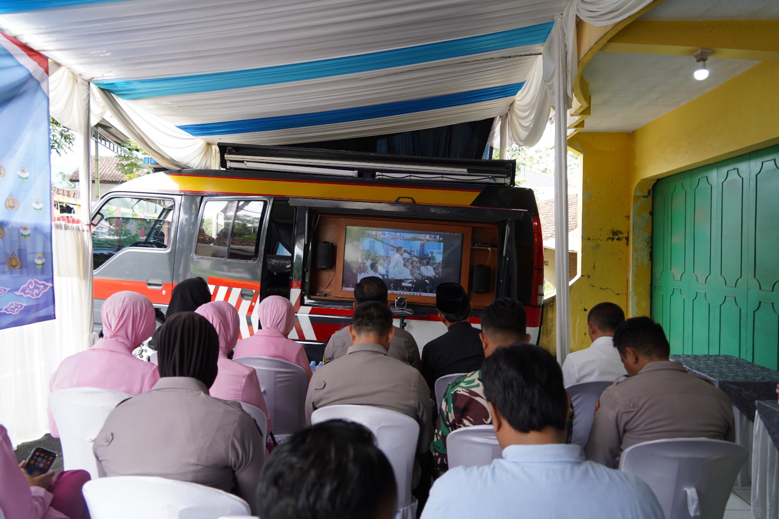 Kapolres Tasikmalaya Kota Ikuti Zoom SPPG Polri dan Resmikan Gudang Ketahanan Pangan di SPPG Dapur Kelana Bhayangkari Cineam