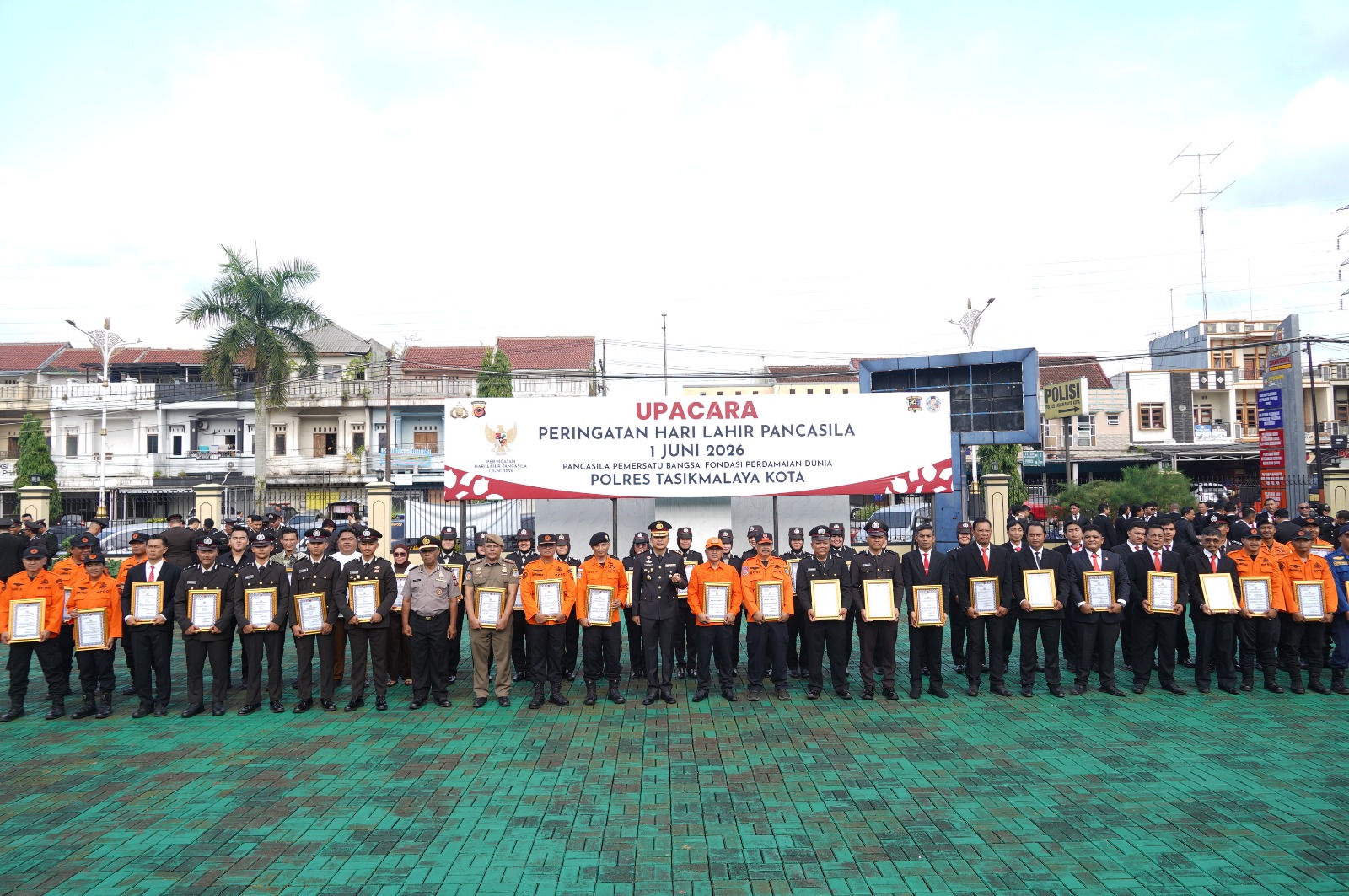 Kapolres Tasikmalaya Kota Pimpin Upacara Hari Lahir Pancasila 2026