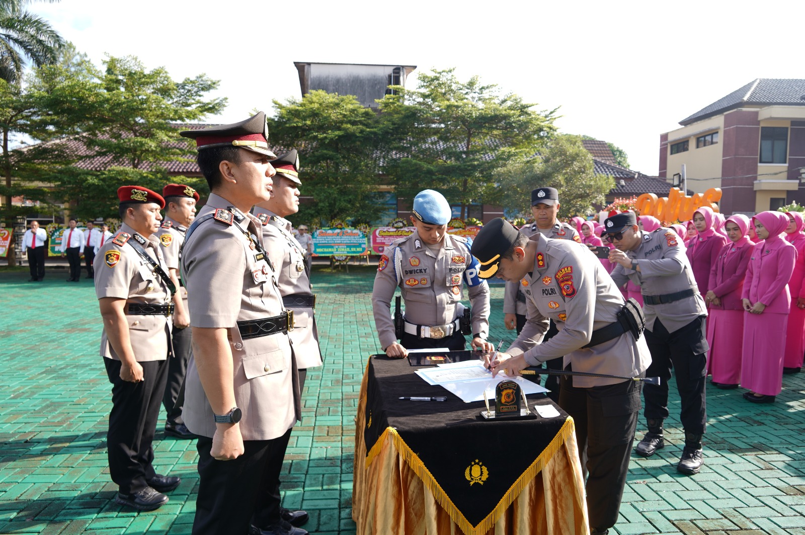 Kapolres Tasikmalaya Kota pimpin sertijab Wakapolres dan Kasat Reskrim